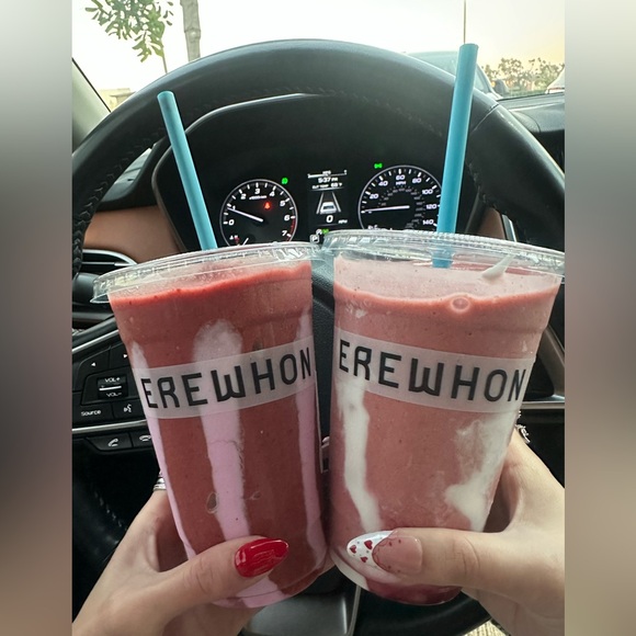 💅🏼 Come hang out with @girly_shop 💅🏼 - Picture 5 of 12